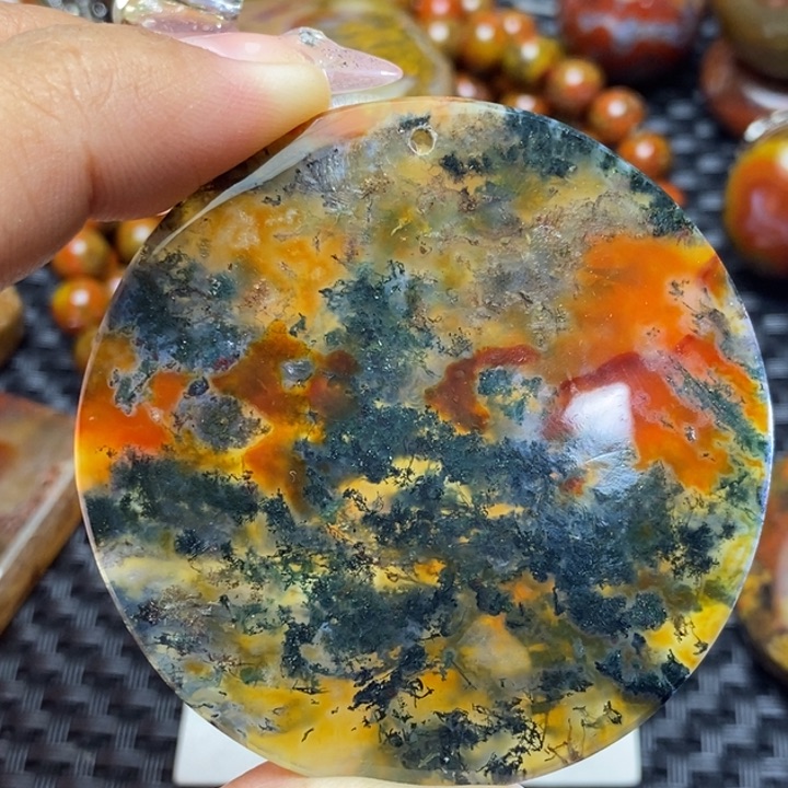 玛瑙/玉髓颈饰未镶嵌