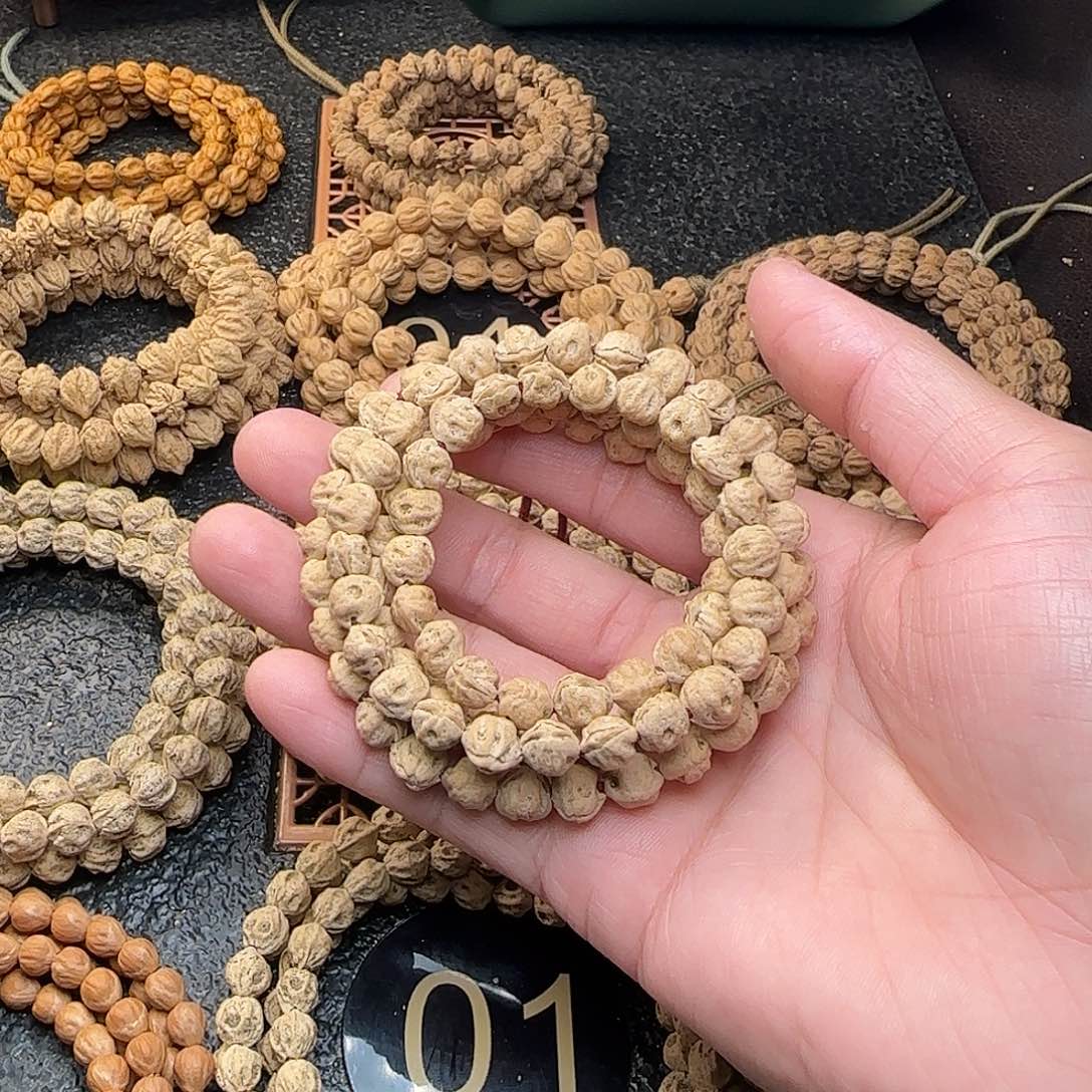 毛***雨吊坠柏香籽/百香籽