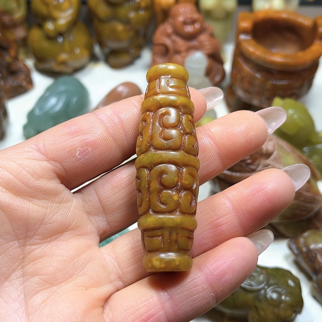 白玉菩提吊坠白玉菩提吊坠