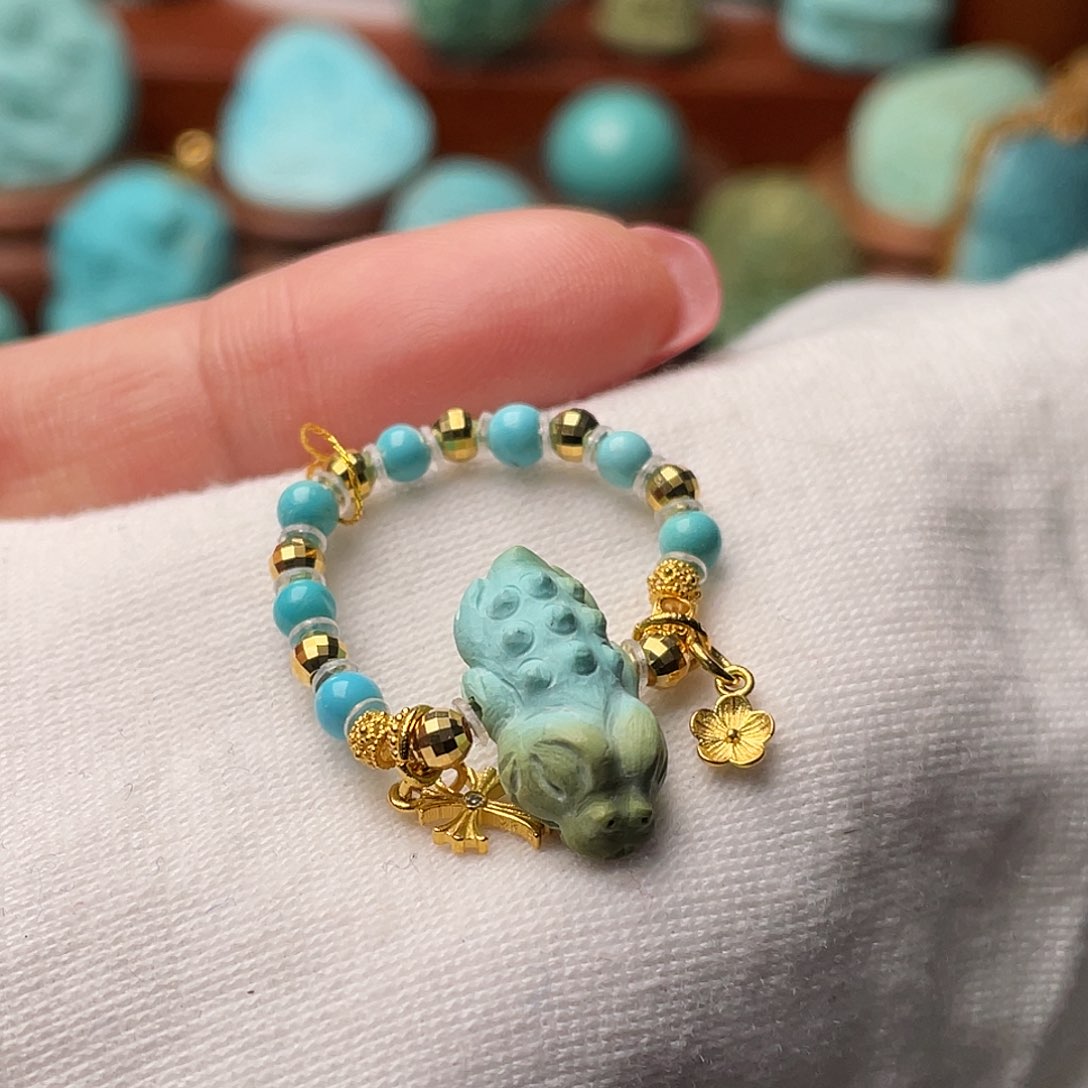 绿松石珠宝奇石18K金镶嵌