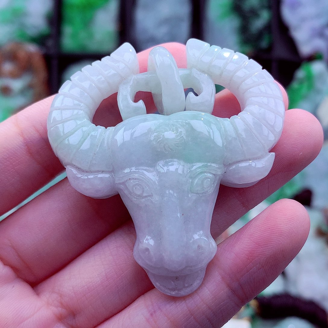 翡翠未镶嵌颈饰天然