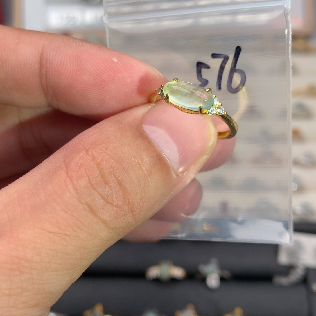 翡翠未镶嵌戒圈576