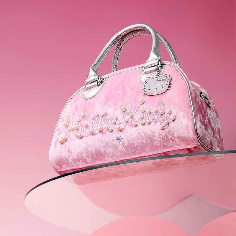 Hello Kitty闪闪派对联名系列-保龄球斜挎包&名创优品