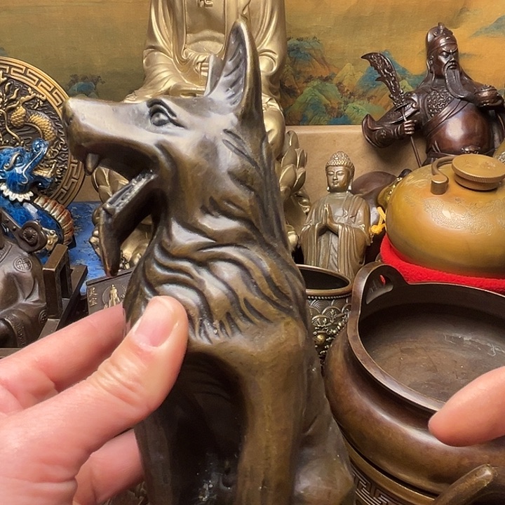 精美铜器批发档口