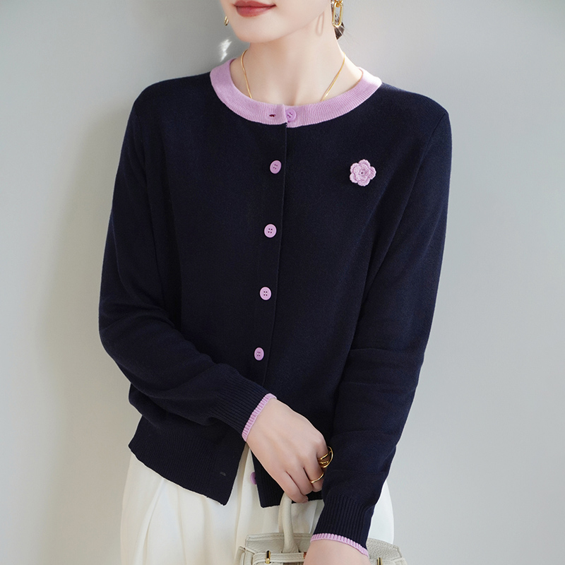 秋季新款 精致小香风 山茶花手工钩花圆领精纺羊毛开衫