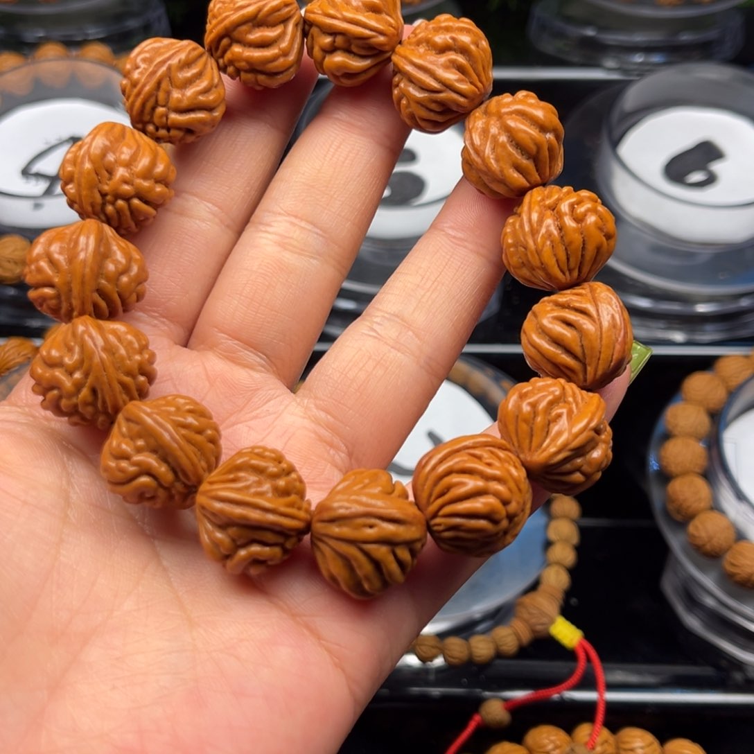 文玩核桃手串张*桃核单圈