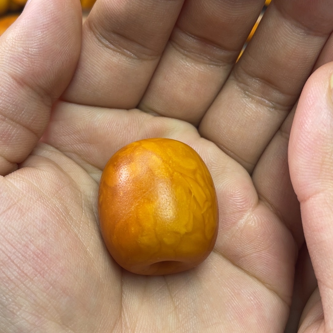 蜜蜡未镶嵌吊坠(不含链)