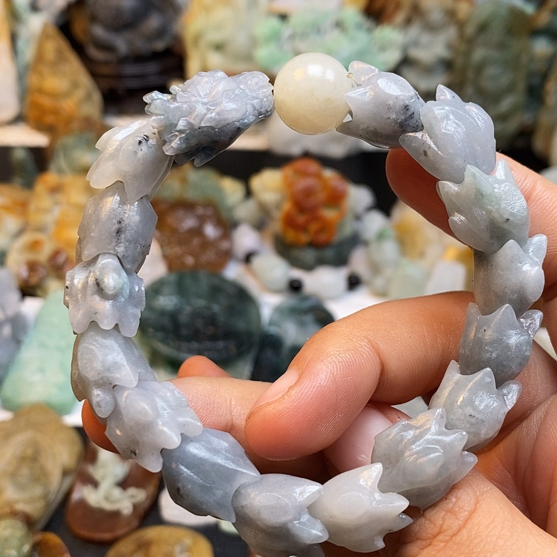 定制翡翠未镶嵌特色91