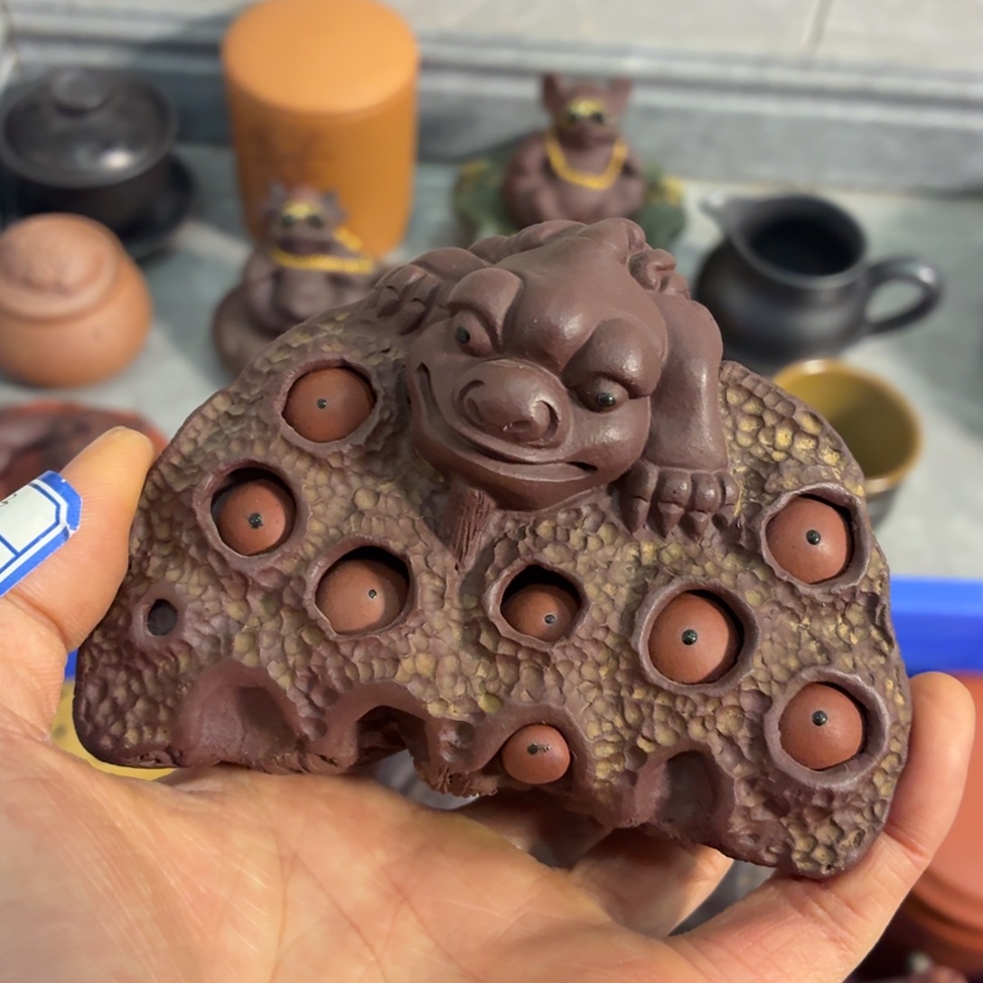 I***尔茶杯紫砂瑕疵不退不换介意勿拍