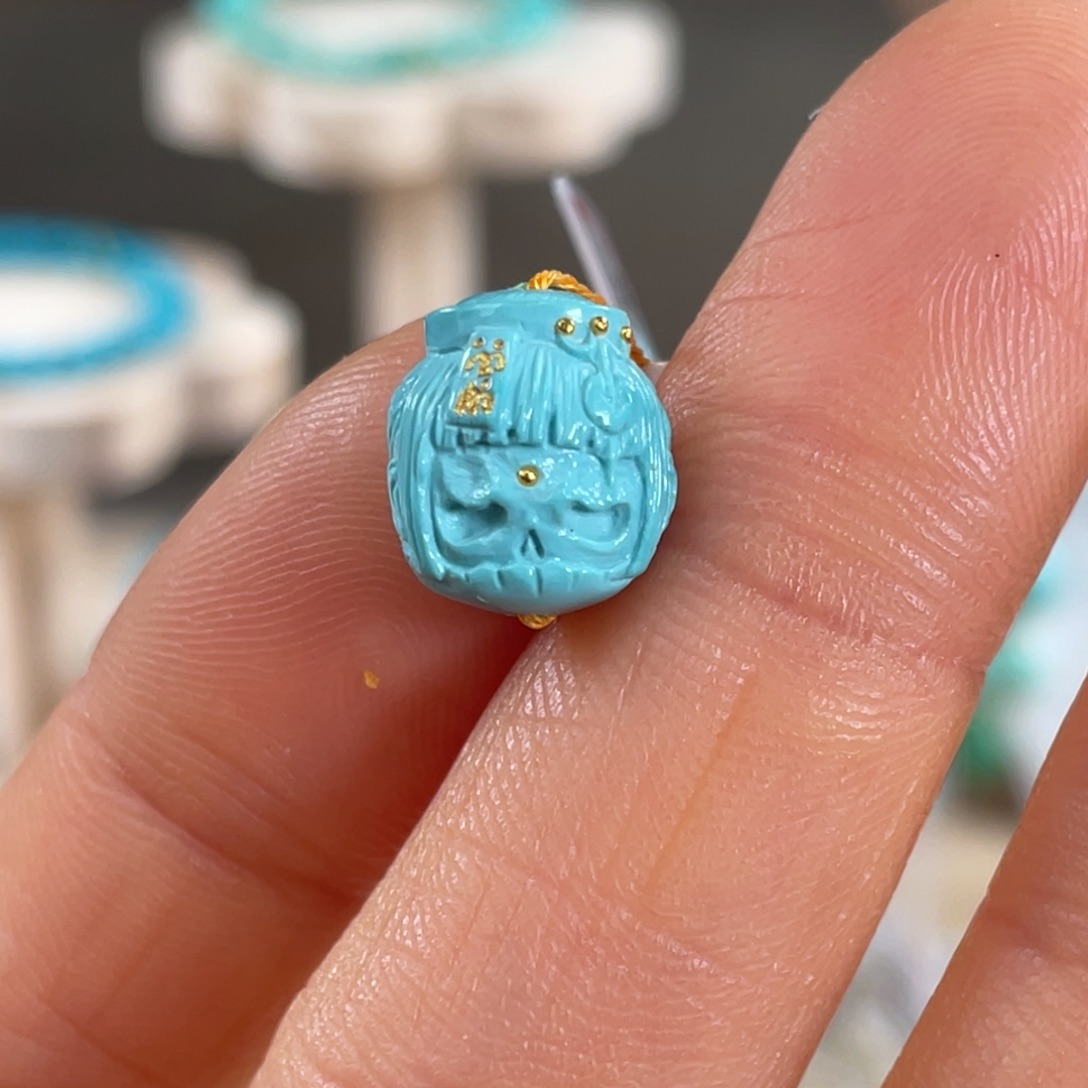 绿松石未镶嵌套链精雕阿呆