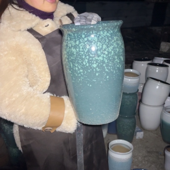 红陶口20高33瑕疵