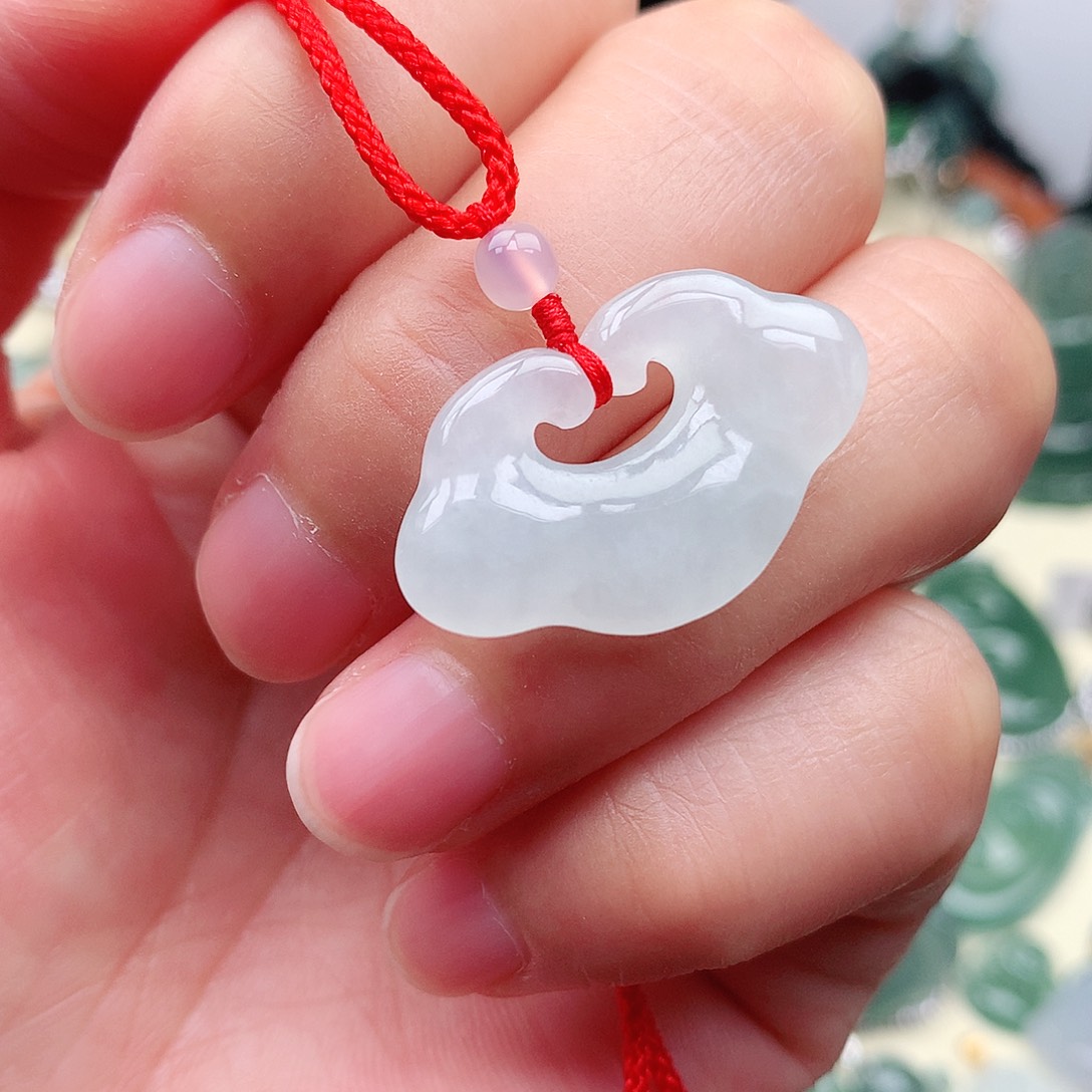 翡翠未镶嵌颈饰吊坠