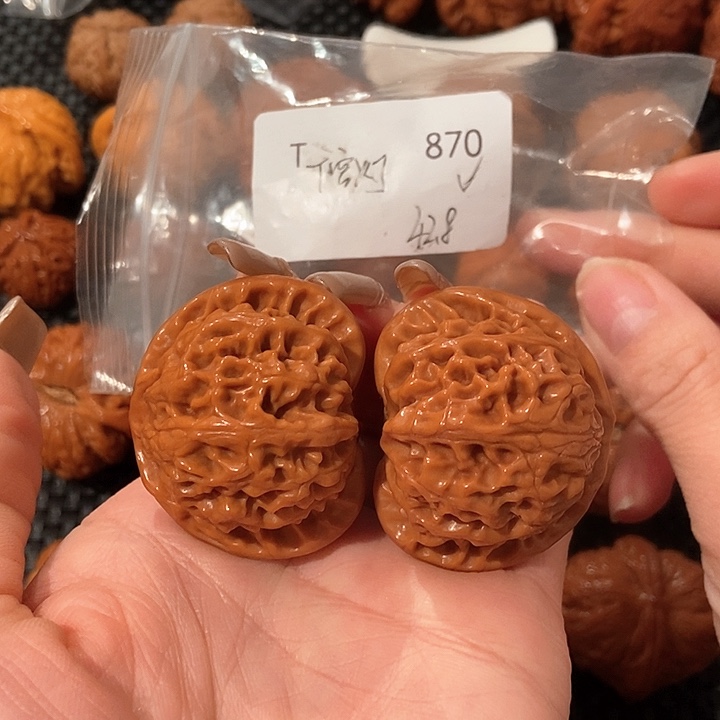 文玩核桃吊坠宫灯42.8