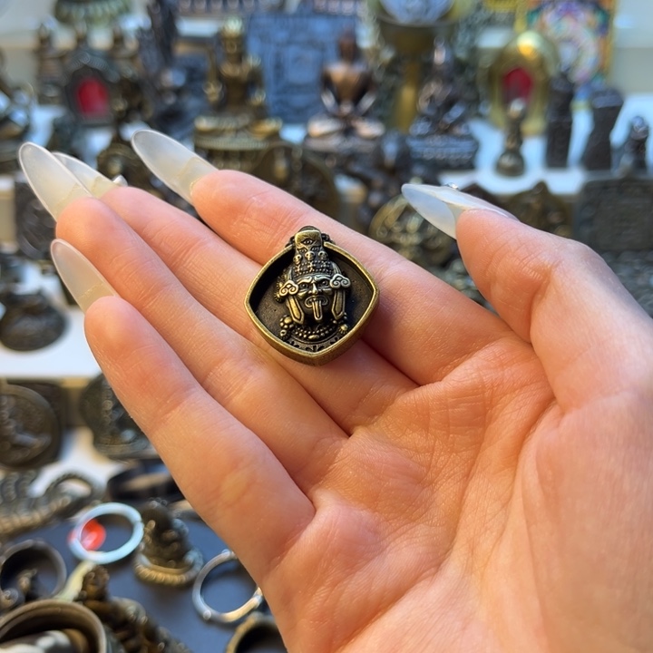 泥塑5号闪价漏价一件