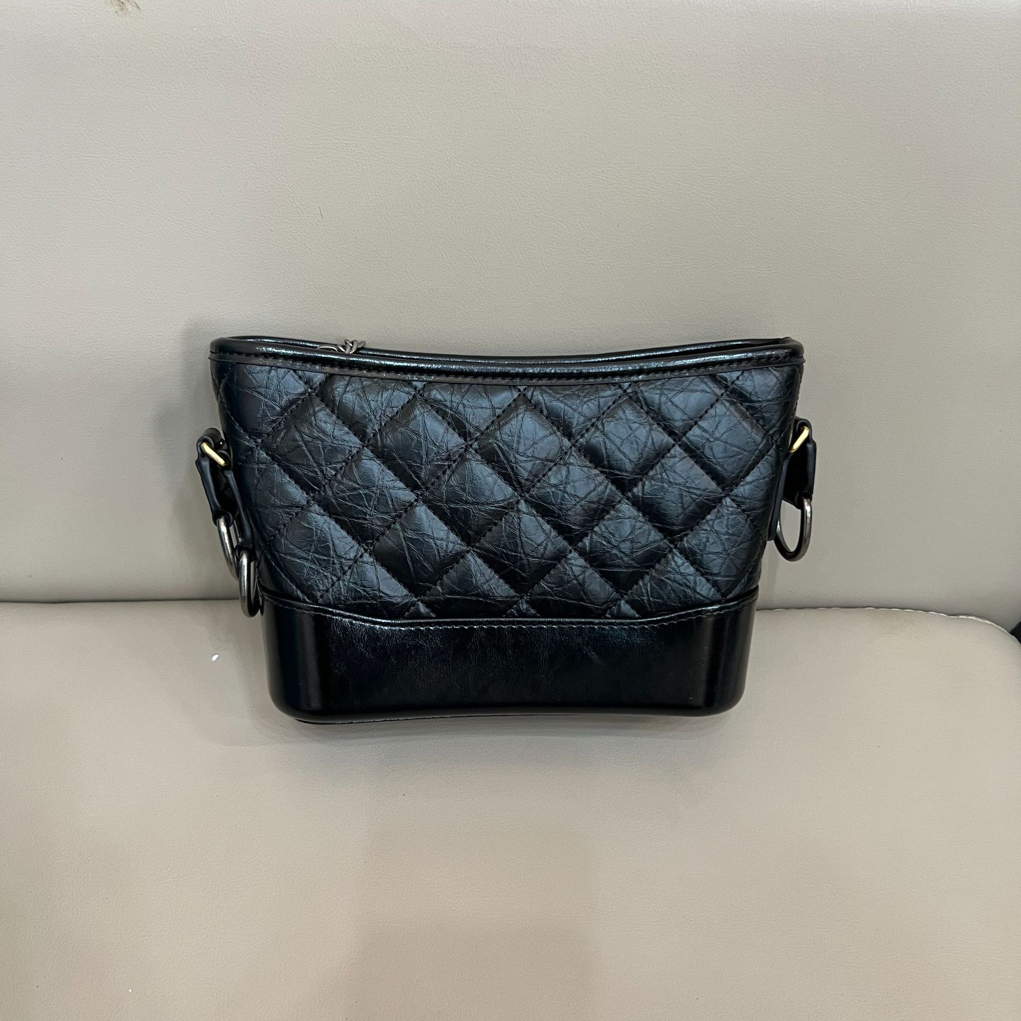 652 新款真皮时尚通勤休闲百搭经典单肩斜挎包 黑色