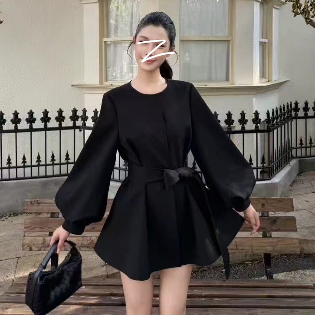 大小姐家——秋季新款气质灯笼袖收腰系带短款风衣外套