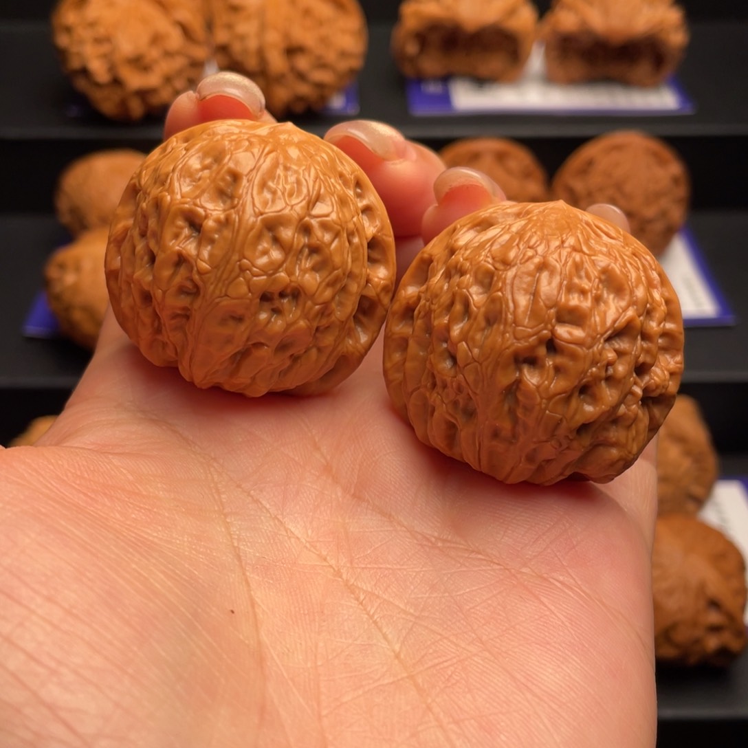 文玩核桃吊坠38铁锤