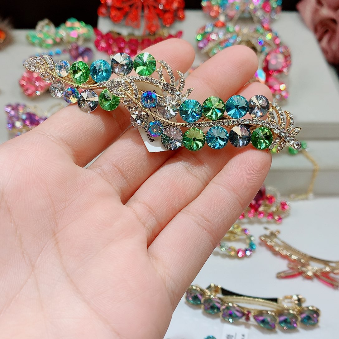 皮质铁合金发饰的时候