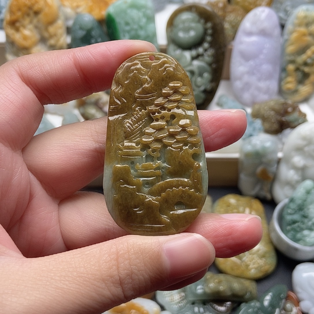 翡翠未镶嵌颈饰翡翠