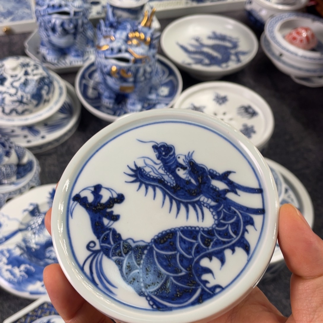 景德镇陶瓷手工手绘