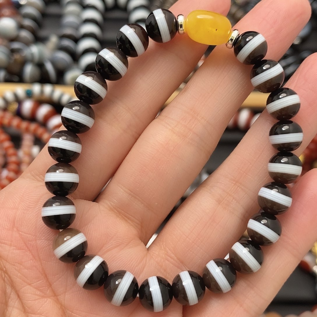 玛瑙/玉髓玛瑙手串尺寸8未镶嵌