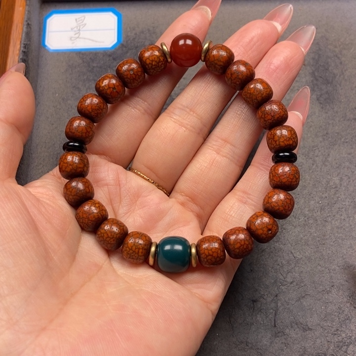 星月菩提吊坠菩提