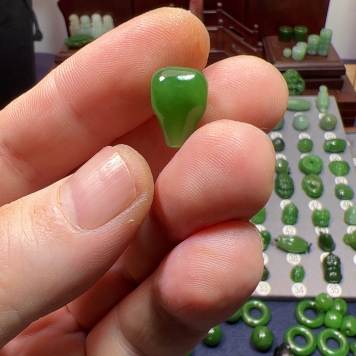 和田玉颈饰未镶嵌我***星