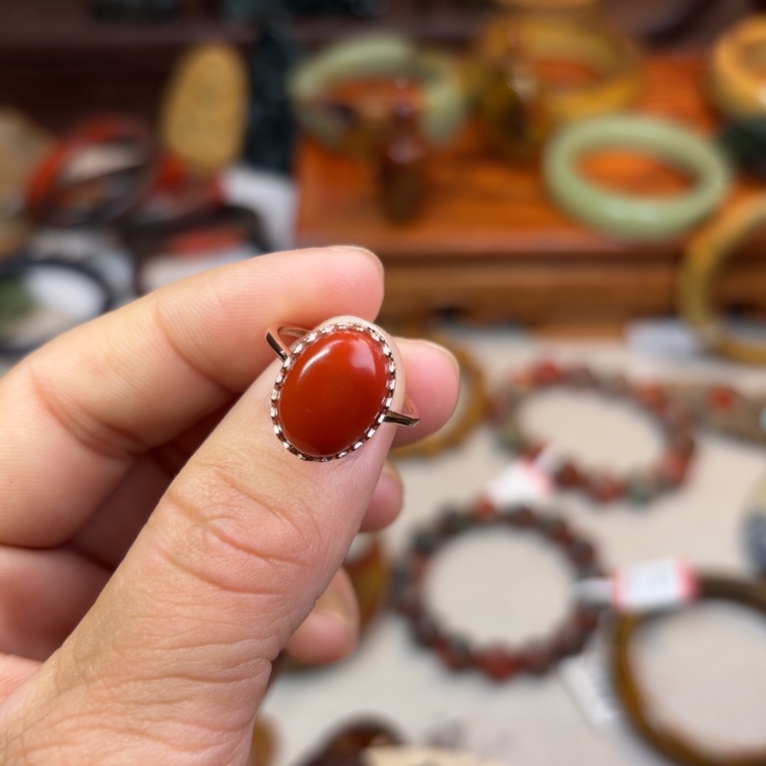 南红玛瑙戒指未镶嵌凤**槃