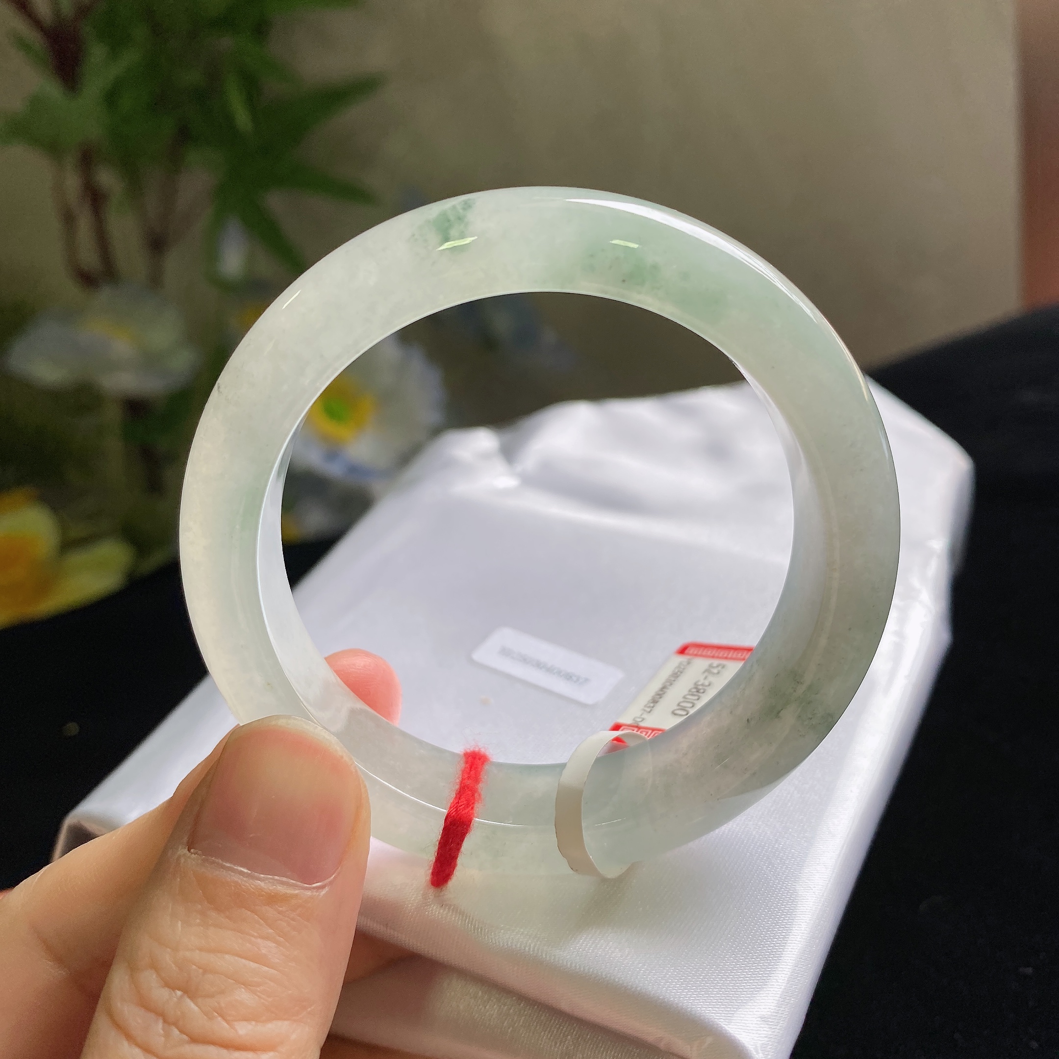 缅甸天然A货翡翠上等玉手镯子翡翠直播间上新品冰种起光正装52mm