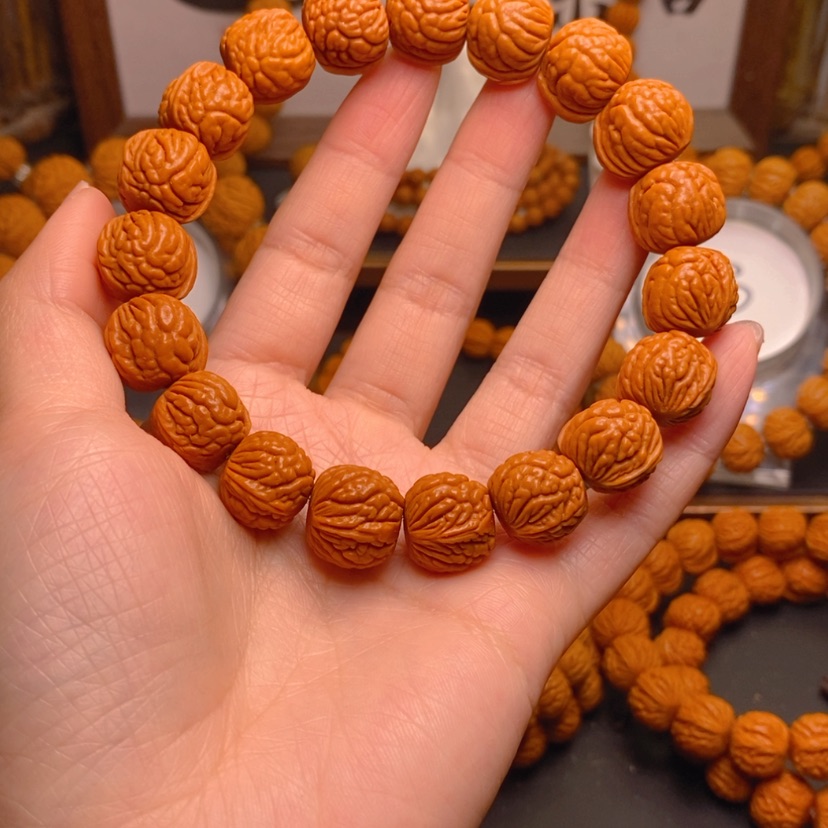 【闪购商品】桃核手串龙文桃核