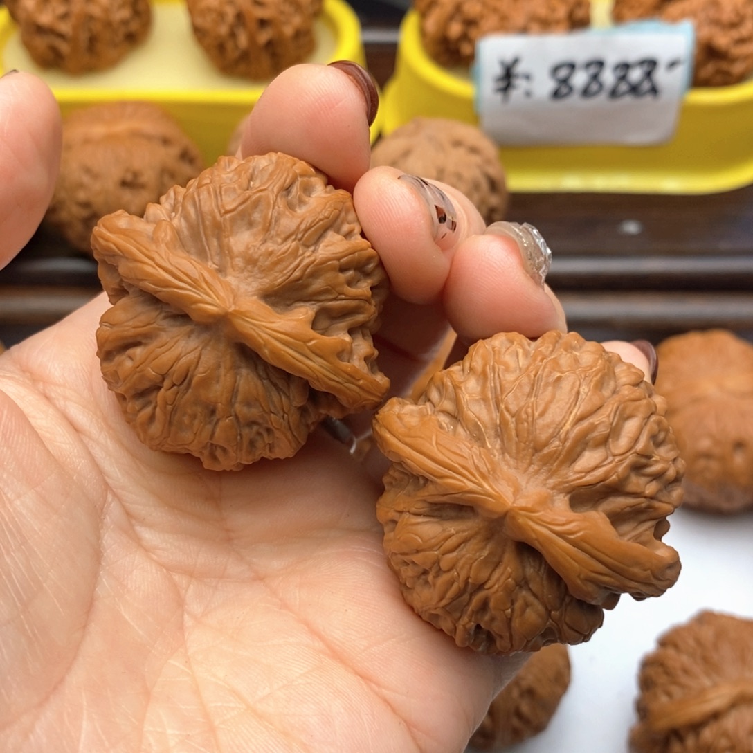 文玩核桃把件42尺金麒麟