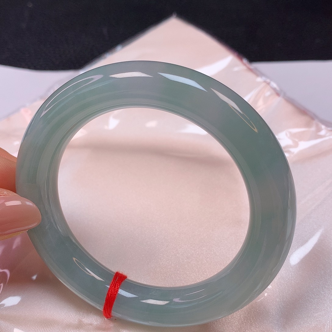 【闪购商品】翡翠手镯未镶嵌55+圆条手镯