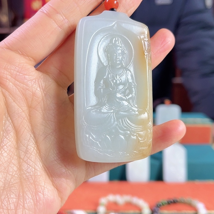 和田玉吊坠未镶嵌