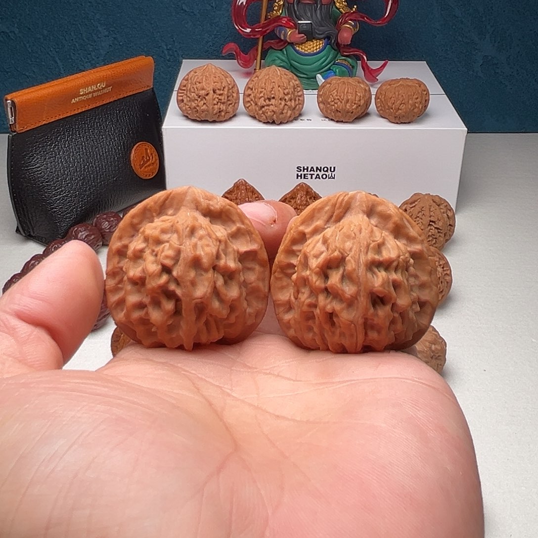 吊坠文玩核桃一代天地