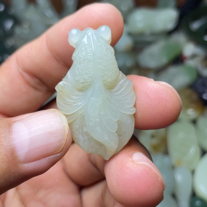 家***贵颈饰未镶嵌和田玉
