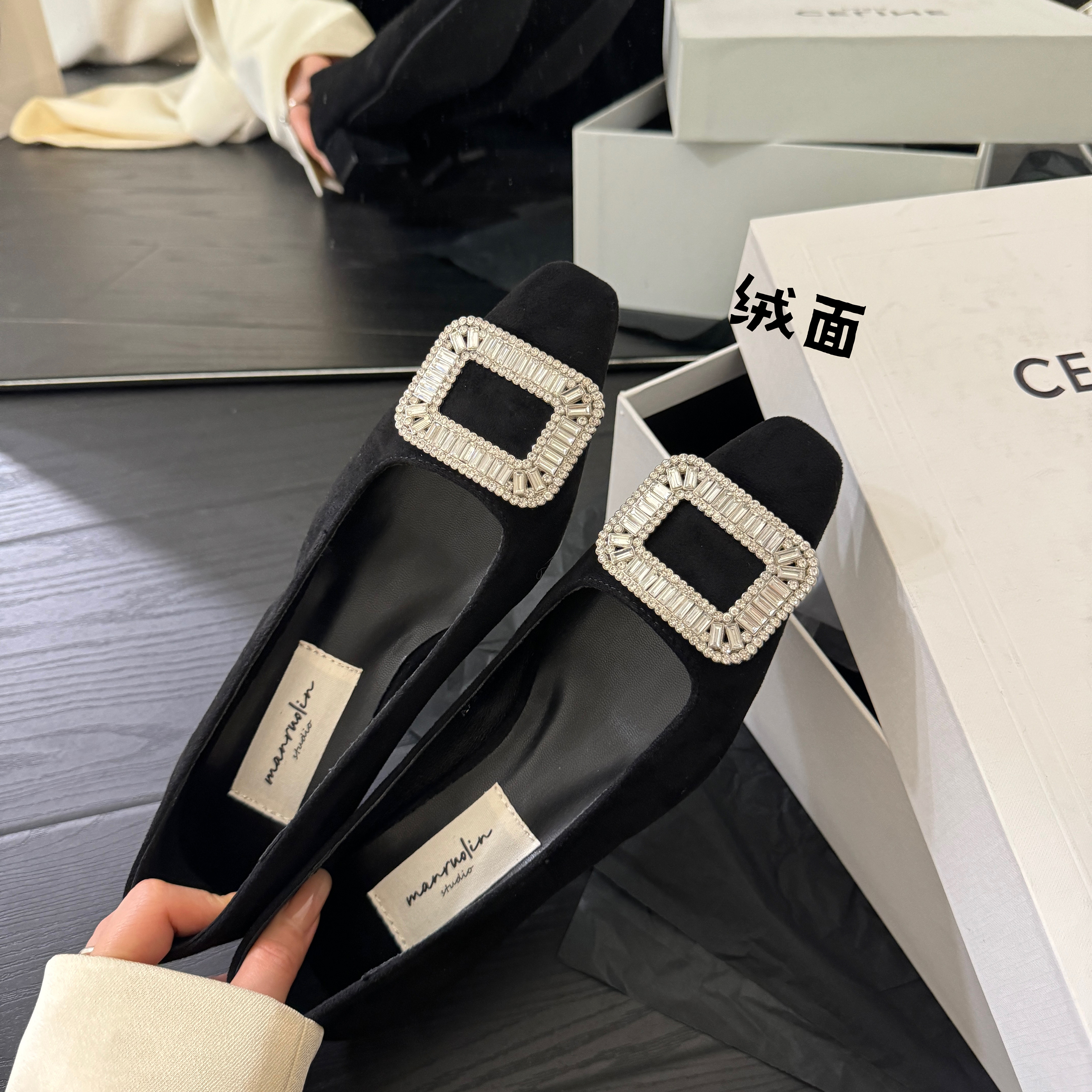 2025秋冬新款百搭方扣水钻中跟鞋子气质加绒方头浅口粗跟单鞋女