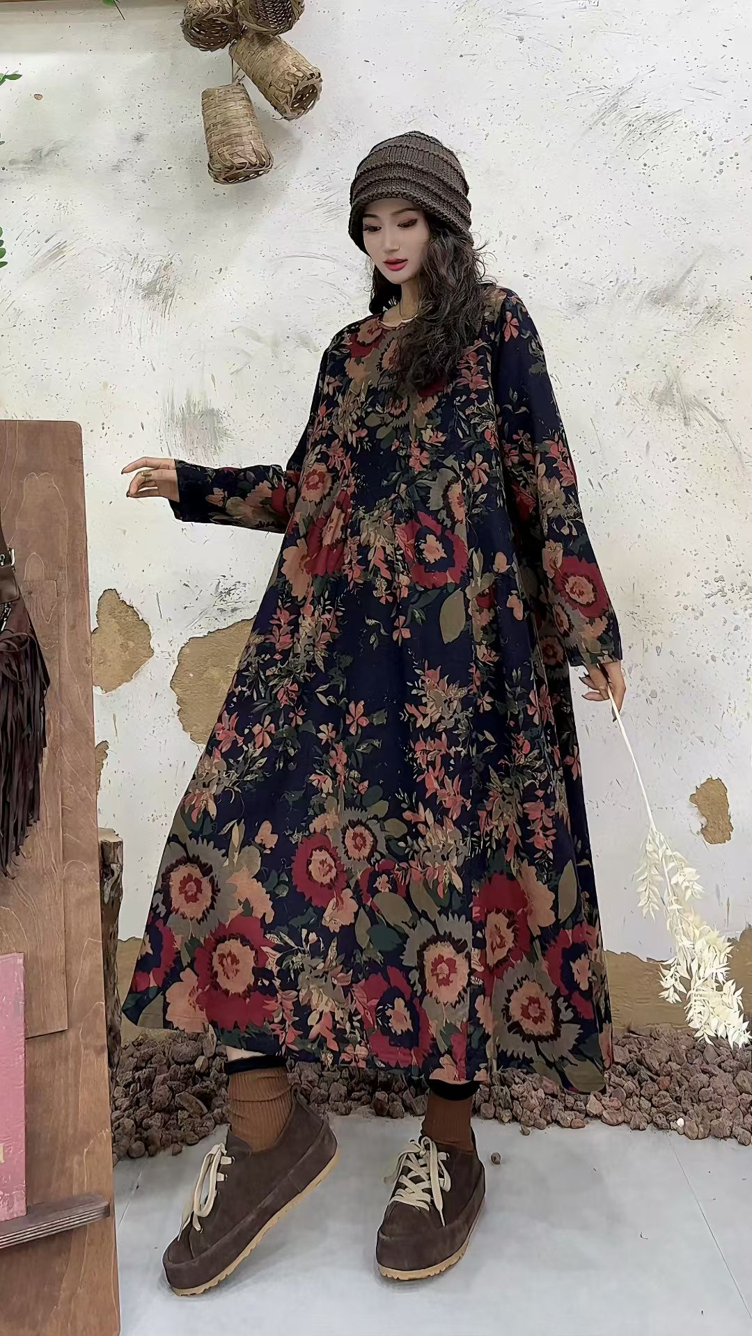 长袖宽松倒三角休闲大码休闲复古时尚圆领度假风长款棉麻连衣裙D2