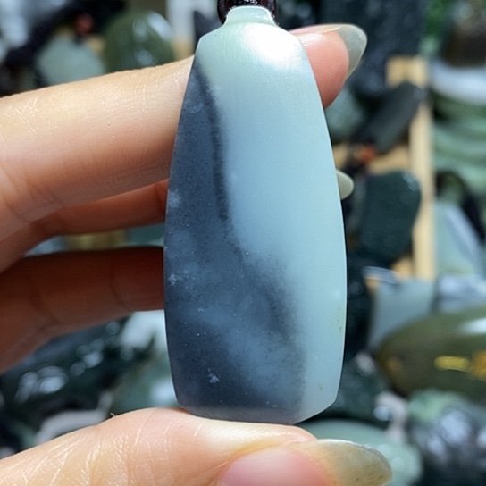 未镶嵌和田玉（翠青玉）珠宝半成品