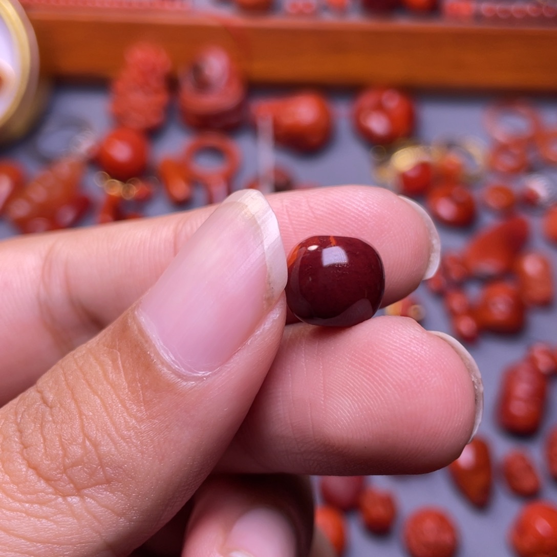 南红玛瑙配饰未镶嵌?***?10mm