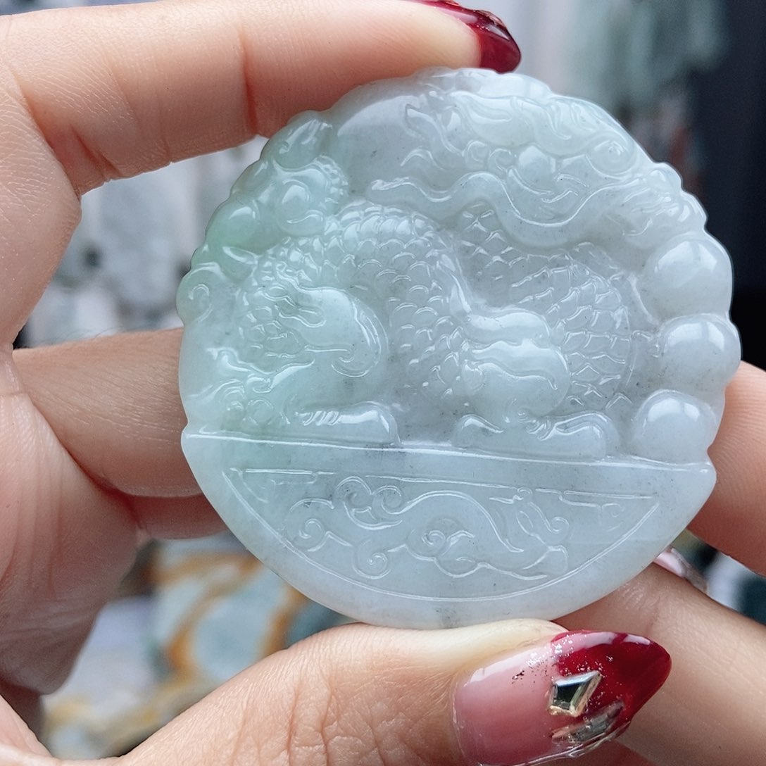 翡翠颈饰14K金镶嵌翡翠