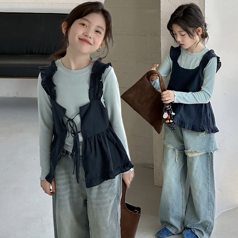 【嘻嘻柚】女童2025秋季系带木耳边吊带弹力打底衫破洞牛仔裤三件套