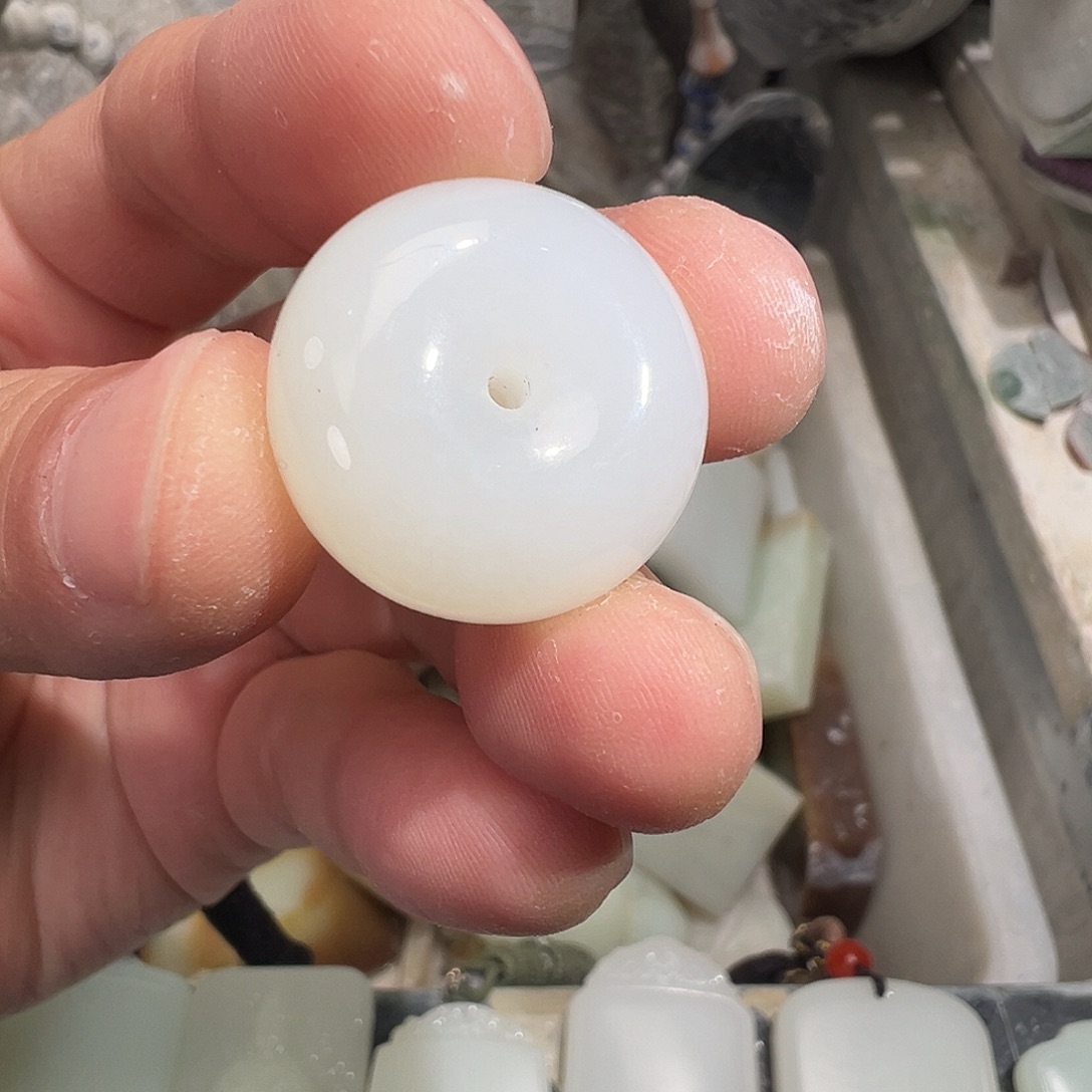 定制和田玉未镶嵌和田玉