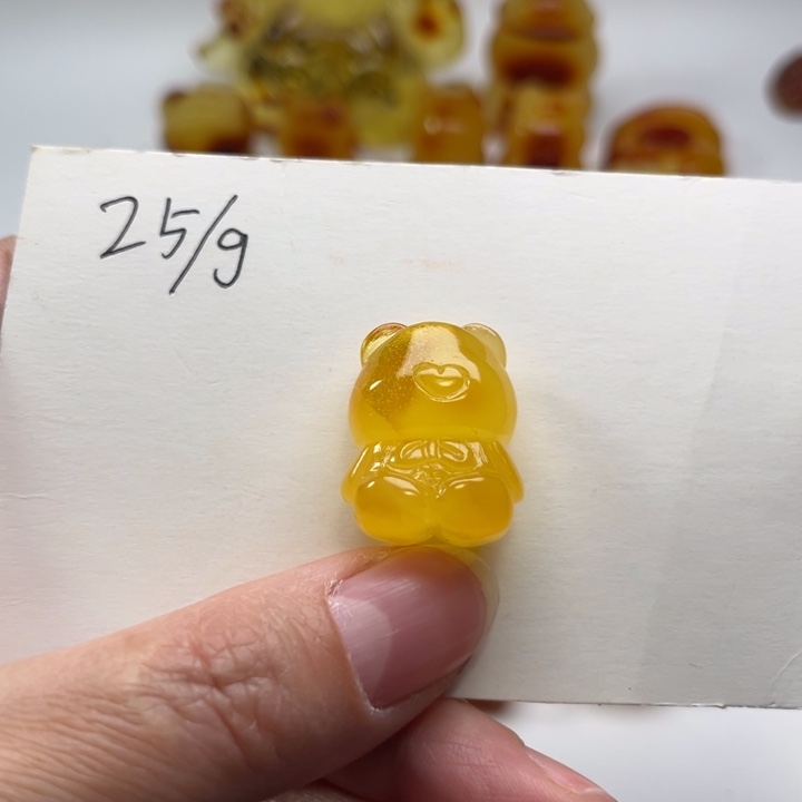 琥珀颈饰未镶嵌琥珀蜜蜡