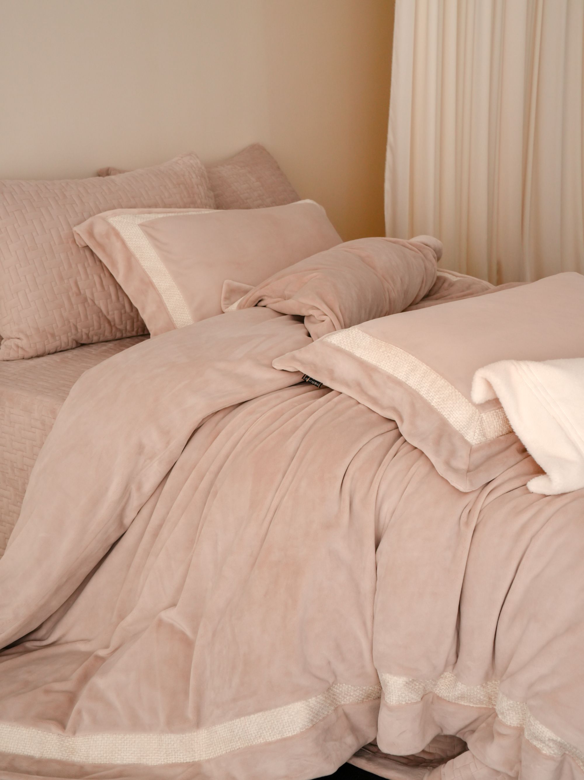 【要有光-日出与黄昏】75D细旦牛奶丝牛奶绒床盖四件套轻奢床上用品