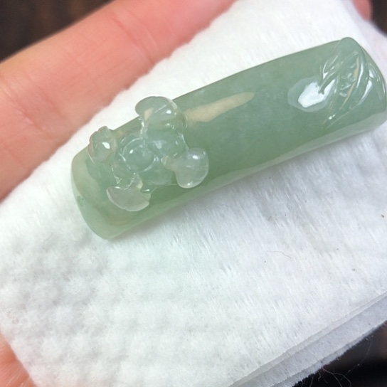 翡翠未镶嵌颈饰缅甸A货，每天下午1点半开播