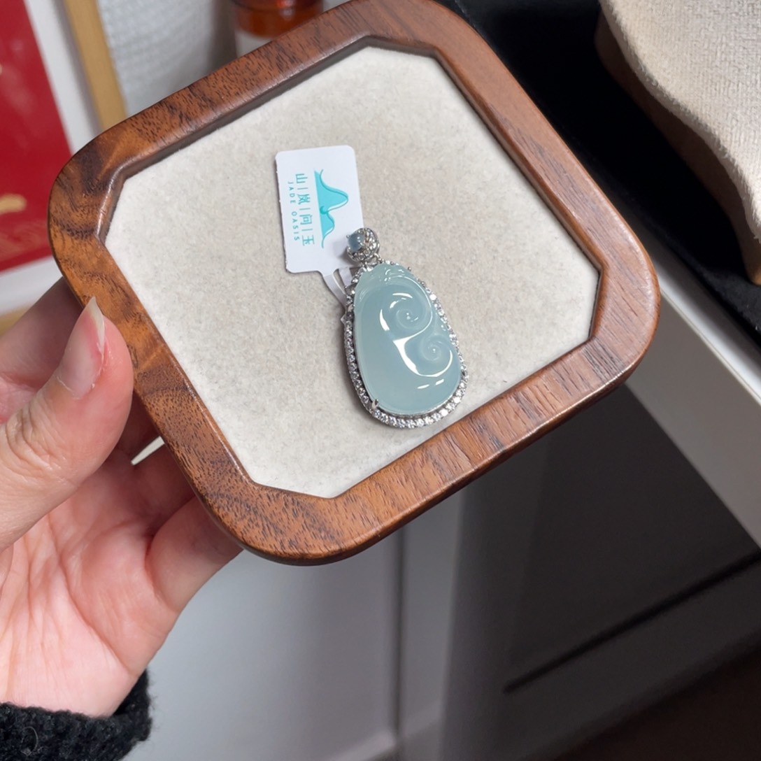 翡翠颈饰银S925镶嵌64289