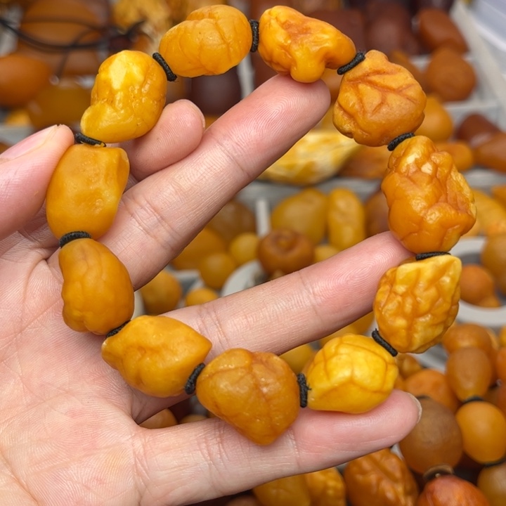 琥珀未镶嵌裸石天然蜜蜡手串