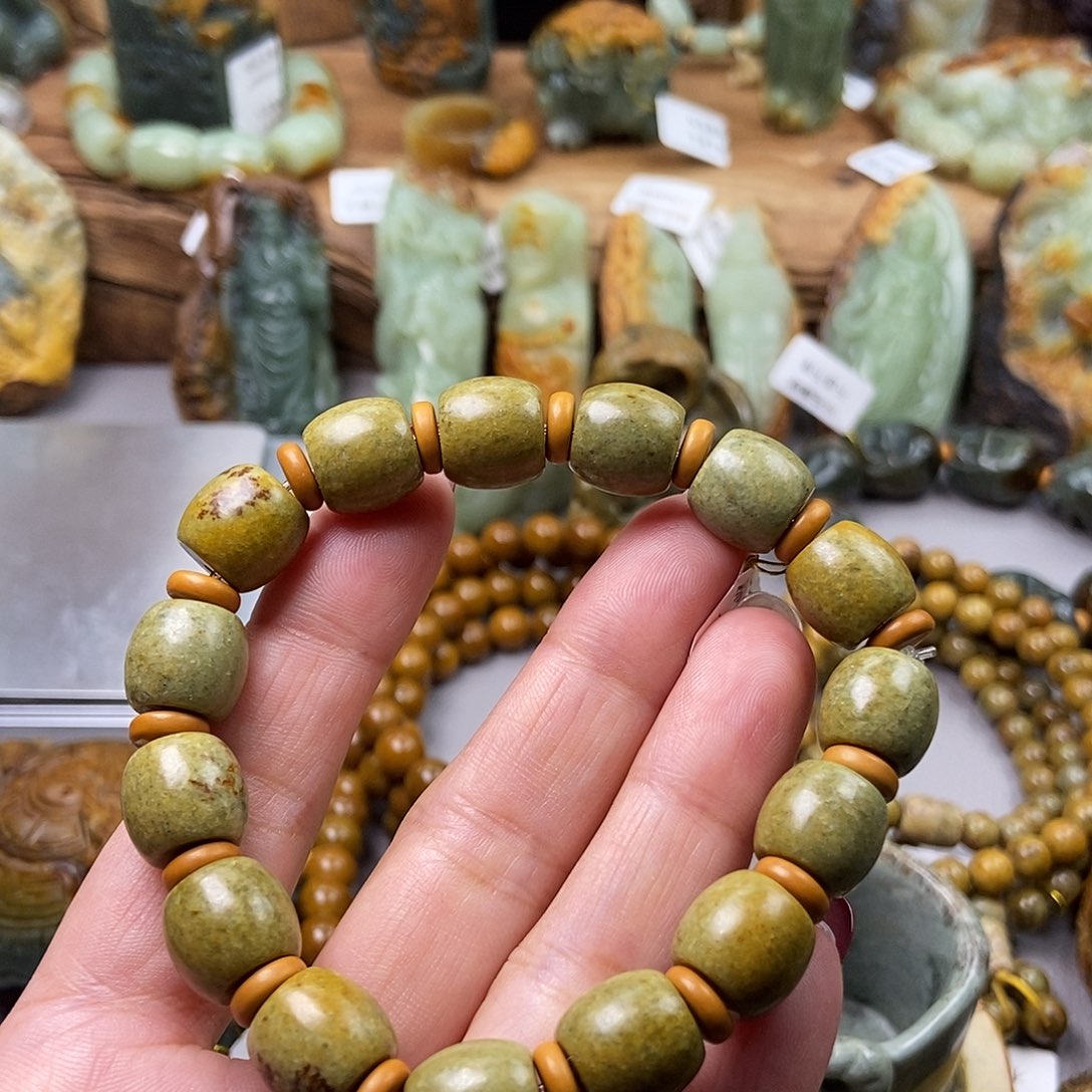 岫岩河磨玉（透闪石质玉）手串未镶嵌