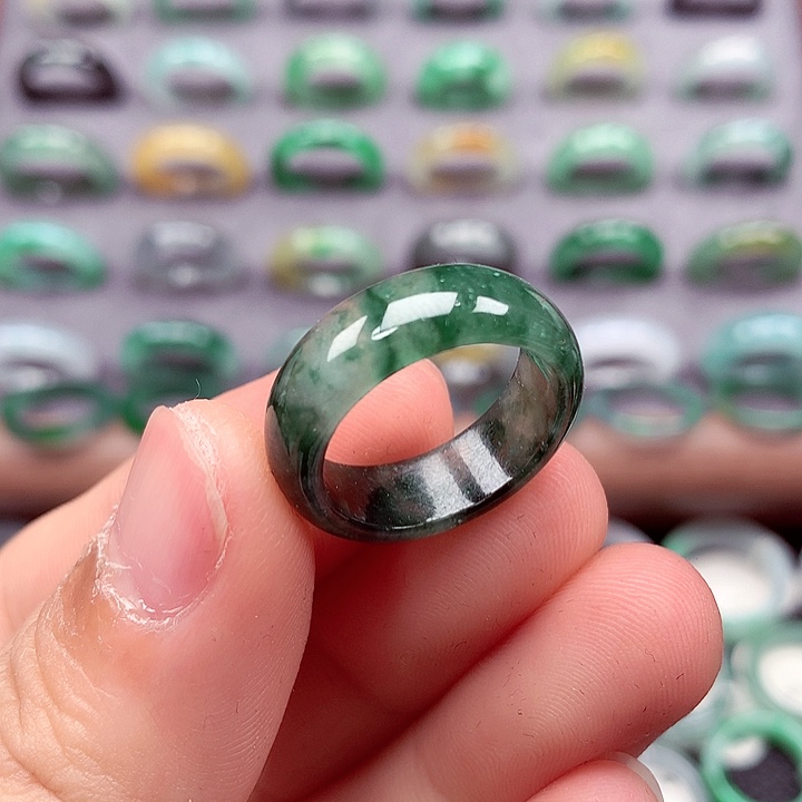 翡翠未镶嵌戒指14号