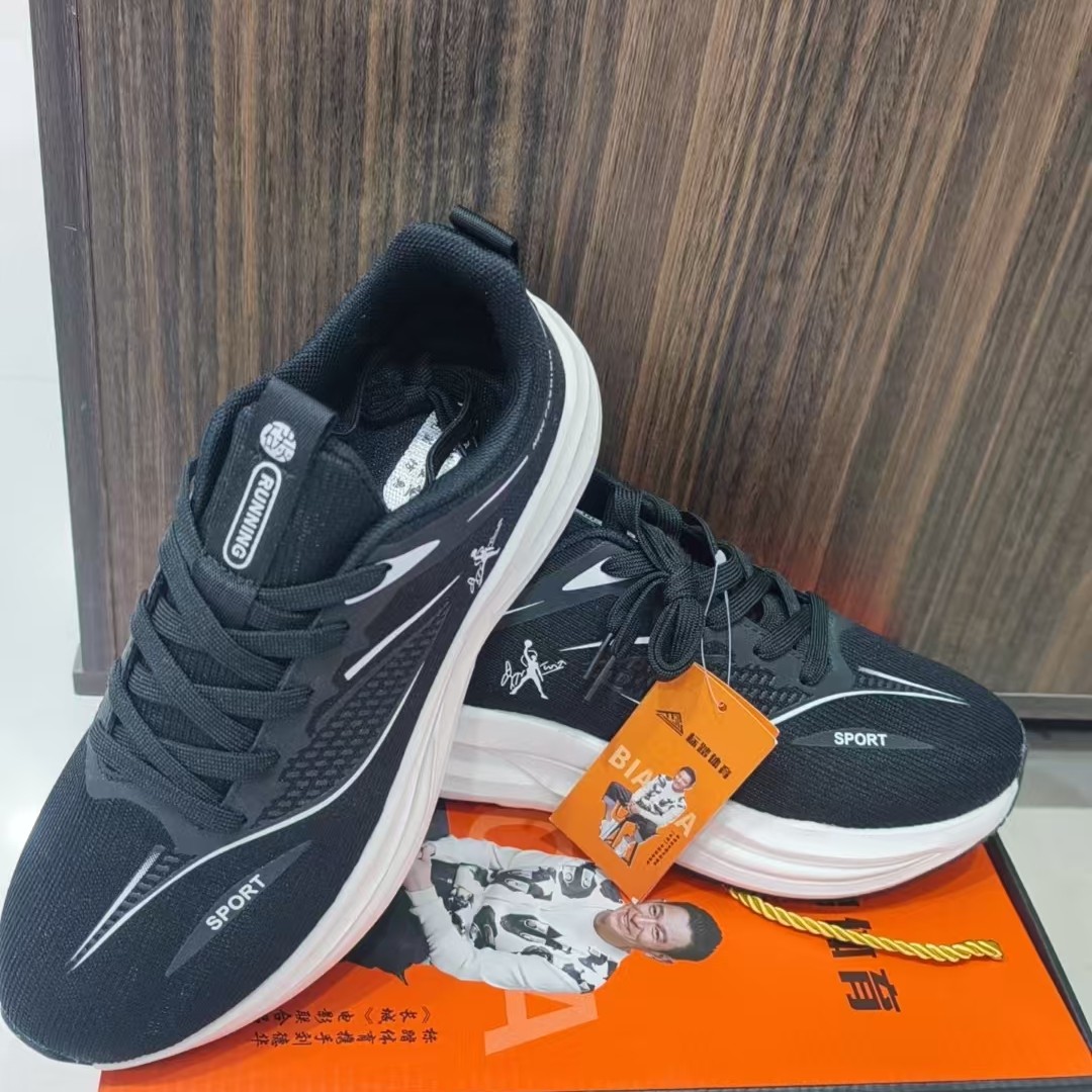 男士秋冬季跑步鞋轻便软底防滑透气减震休闲运动鞋男